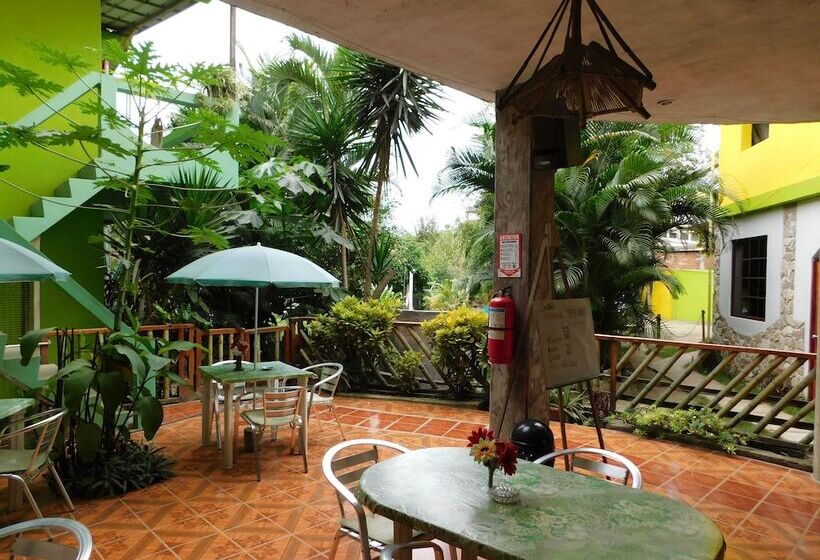 هاستل Hostal Maxima