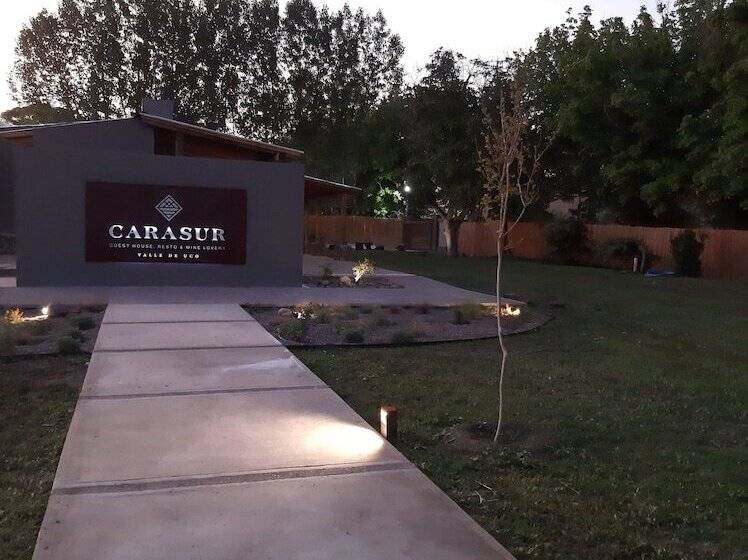 פונדק Carasur