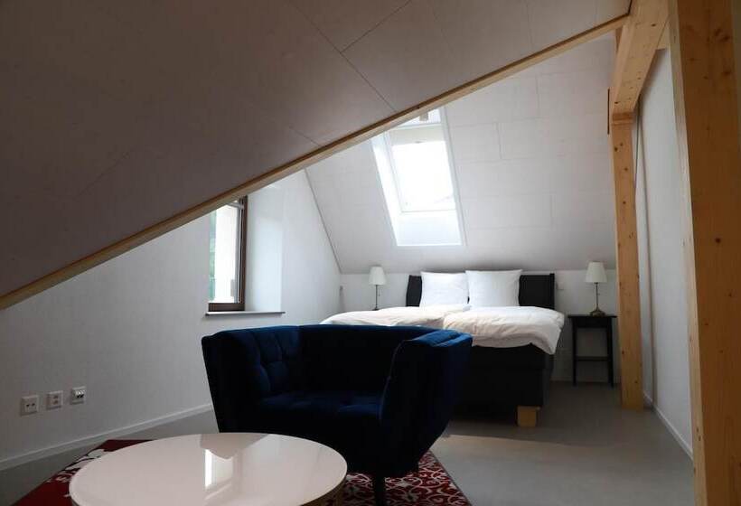 فندق فئة نجمة واحدة L Auberge De Noiraigue