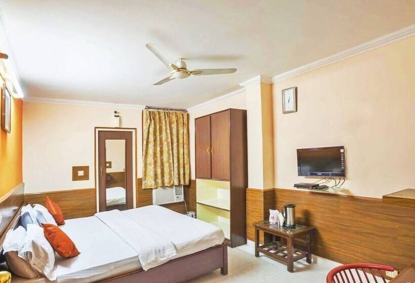 Отель Mantri Residency
