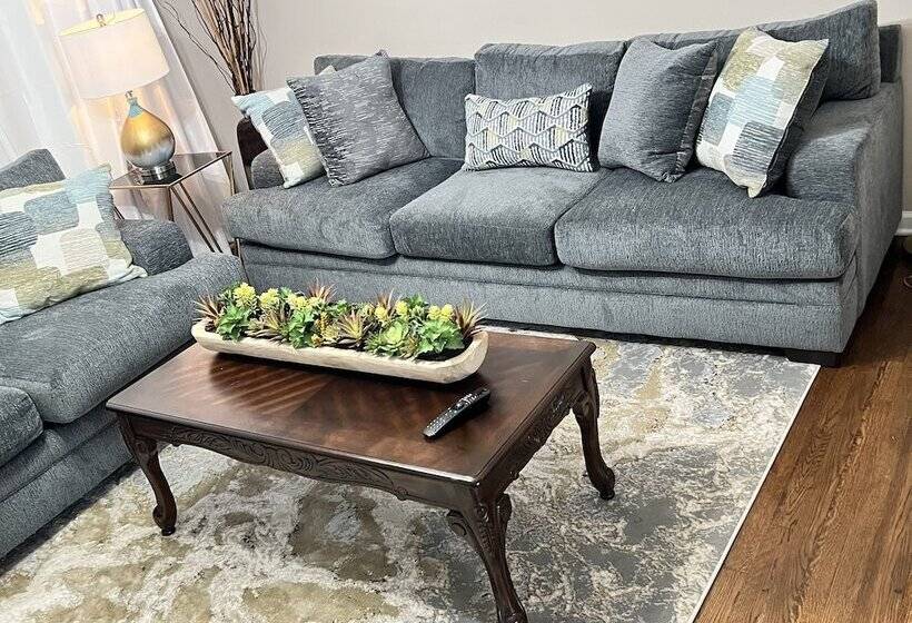 بنسيون Nice Family Home