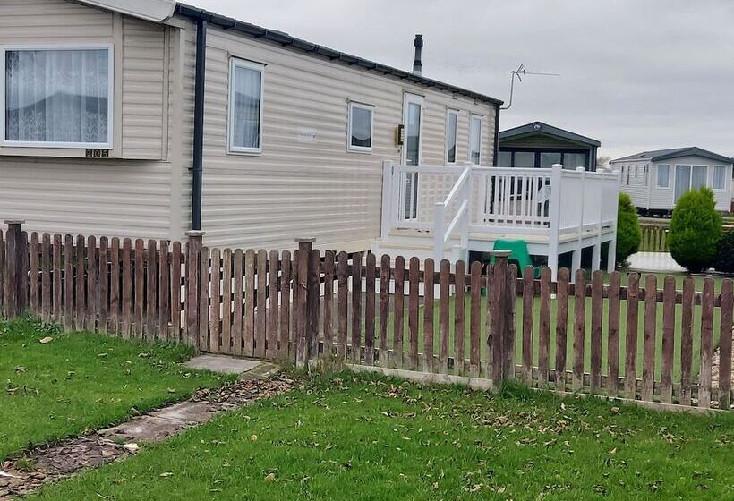 住所  205 Holiday Resort Unity 6 Berth Pet Friendly