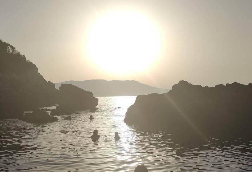 レジデンス Beautiful 3 Bed House In Chania With Garden