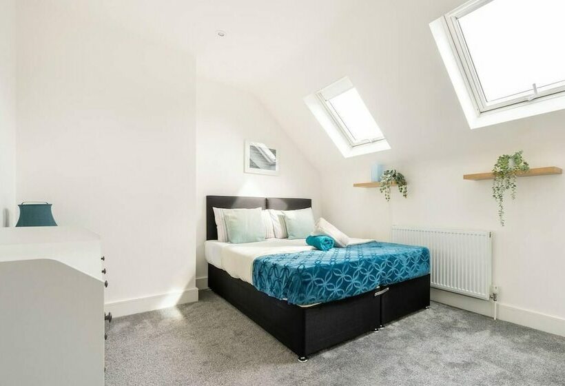 レジデンス Modern Apartment, Castle View Rochester, England