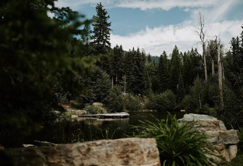 리조트 Mountainside Lodging & Retreats