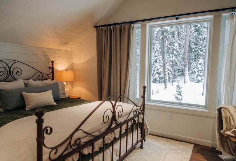 리조트 Mountainside Lodging & Retreats