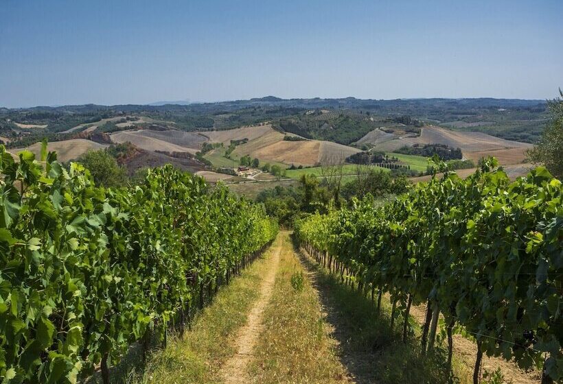 Well Kept Apartment In Castelfiorentino With Shared Pool