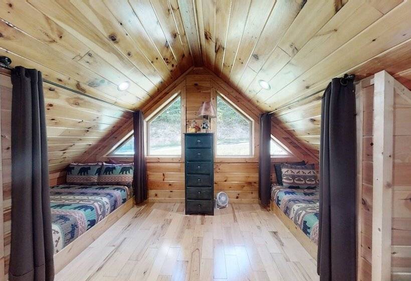Bearmont Lodge