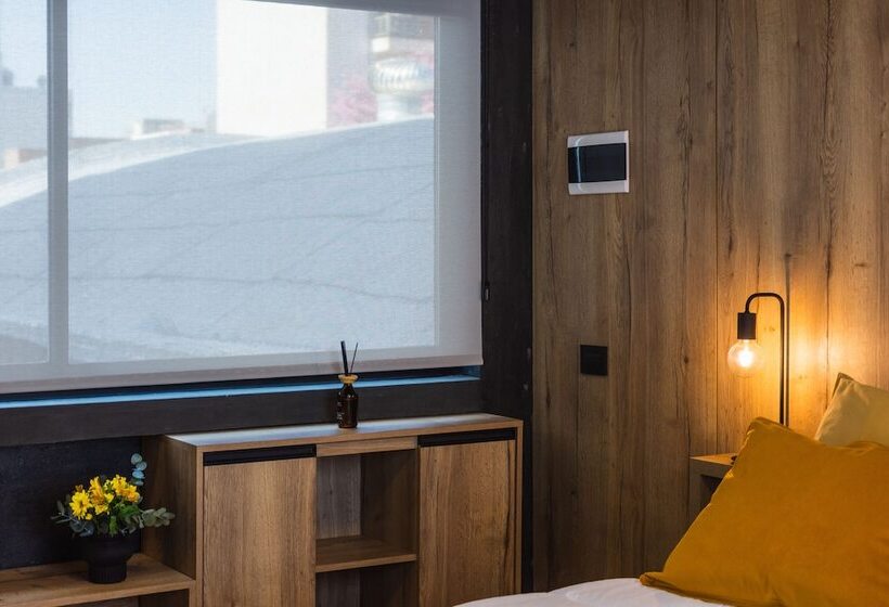 تختخواب و صبحانه Faz Hostel