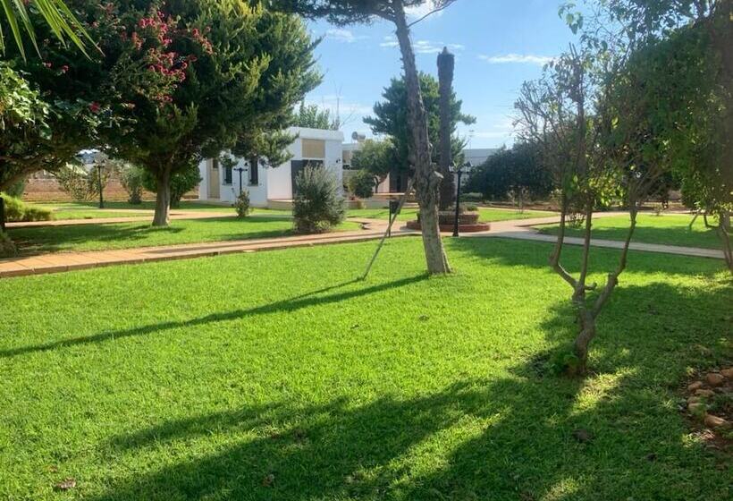 تختخواب و صبحانه Villa Lembos