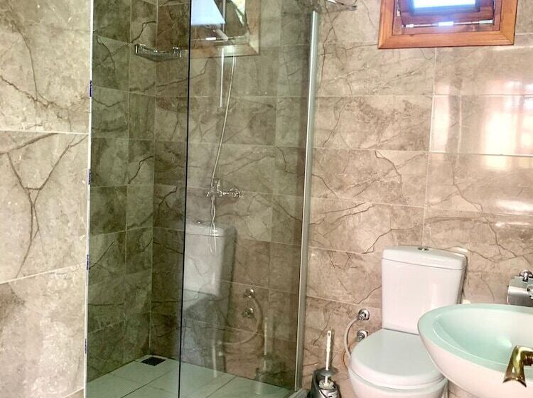 تختخواب و صبحانه Villa Lembos