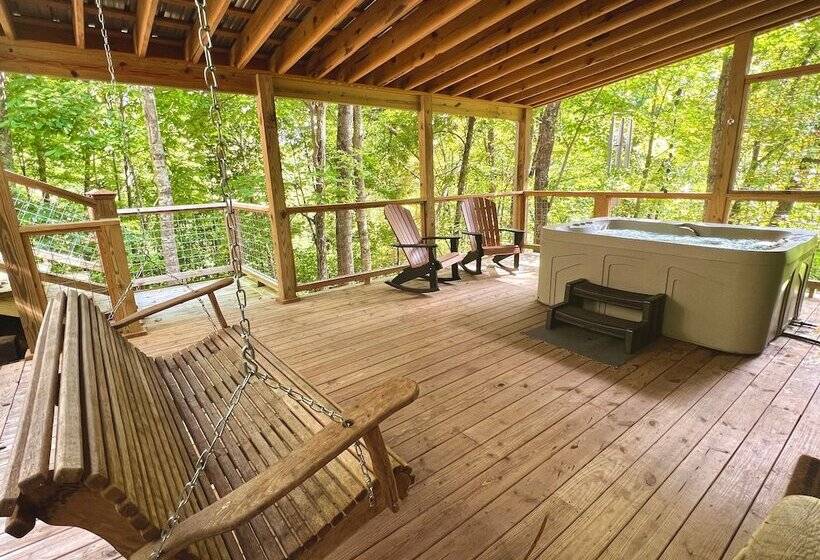Bigfoots Hideaway