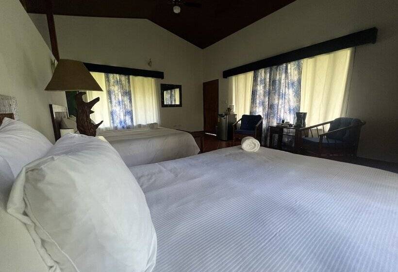 Blue Banyan Inn