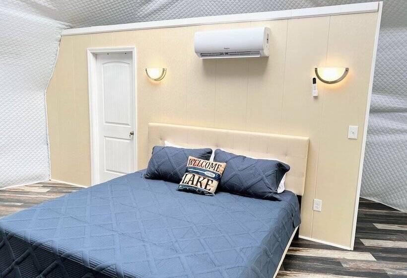 호텔 Lake Serenity Ranch