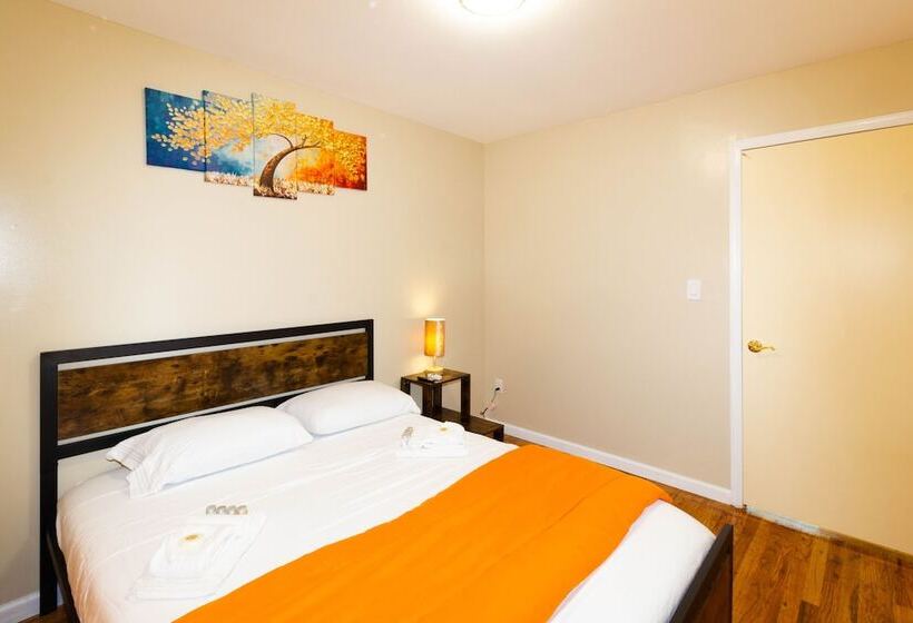 فندق ريفى Cheerful & Beautiful 3 Bedroom Ranch