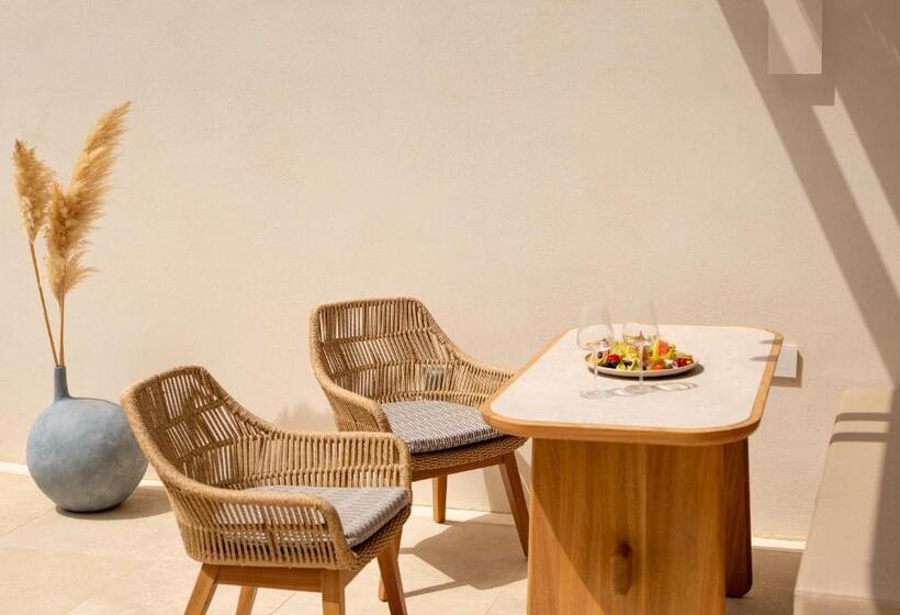 هتل Santo Mine Oia Suites