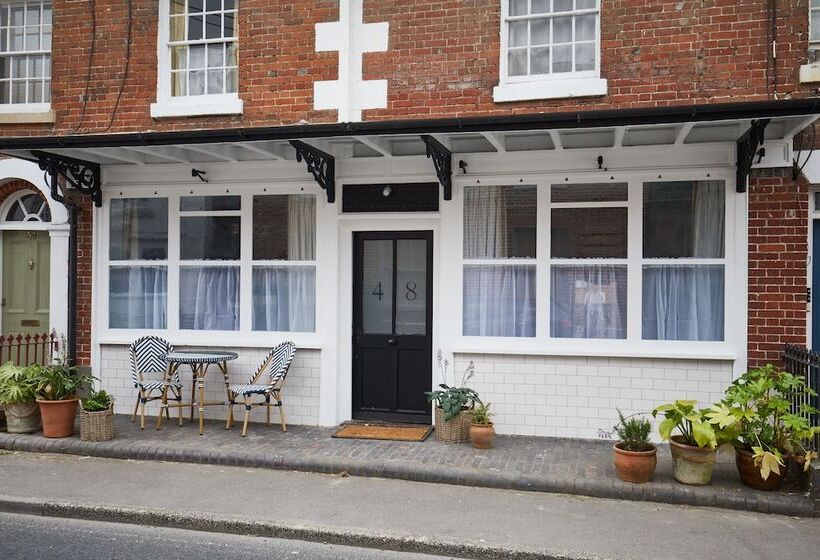 דירת נופש Beautiful 2 Bed Victorian Conversion In Pewsey