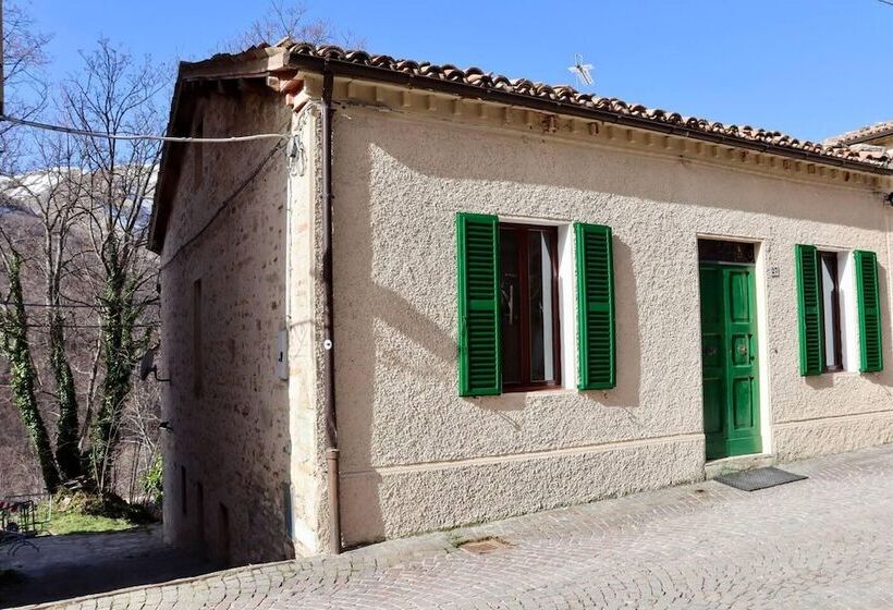 住所  Casa Lola A Lovely 3 Bed House In Bolognola