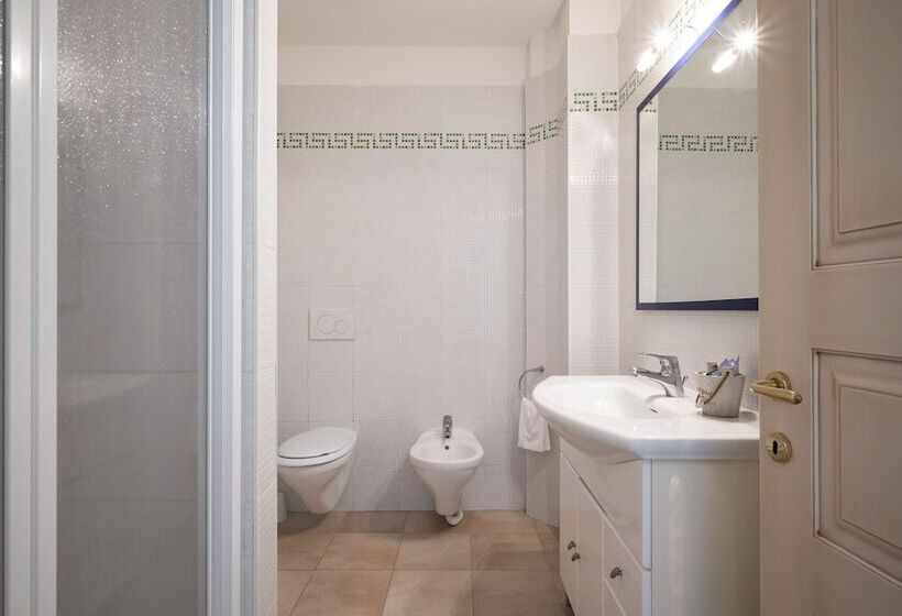 住所  Ombra Verde   B&b E Appartamenti