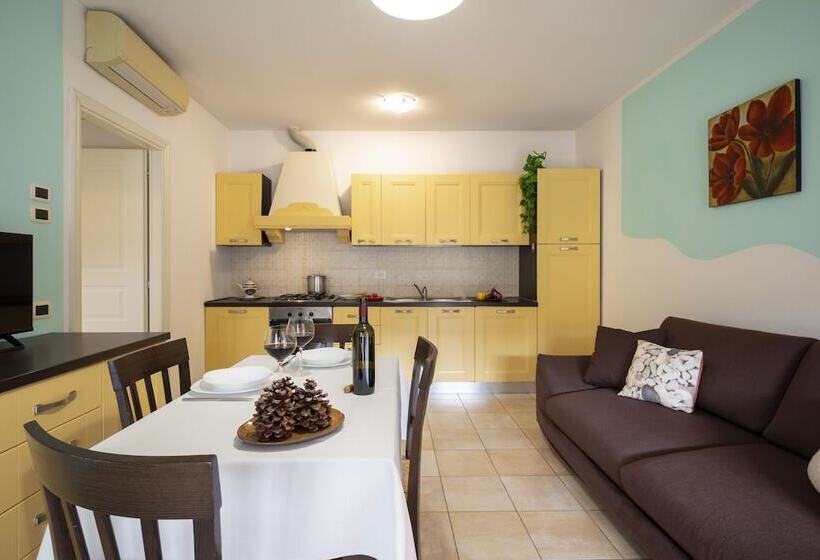 住所  Ombra Verde   B&b E Appartamenti