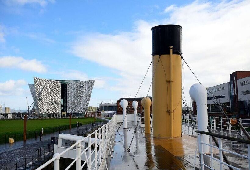 إقامة Captivating & Cosy 4 Bedroom House In Magherafelt