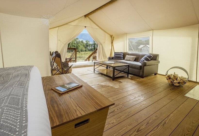 Курорт Under Canvas North Yellowstone   Paradise Valley