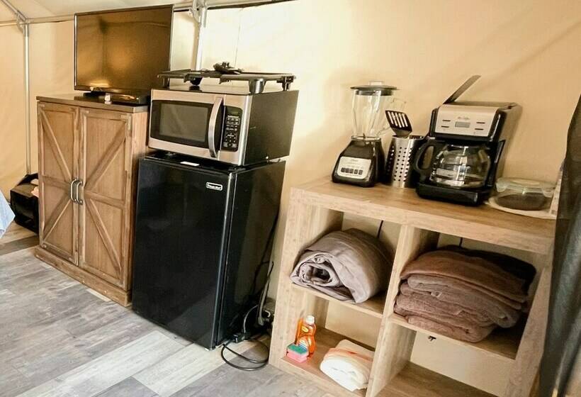 Son S Blue River Camp Glamping Cabin Y