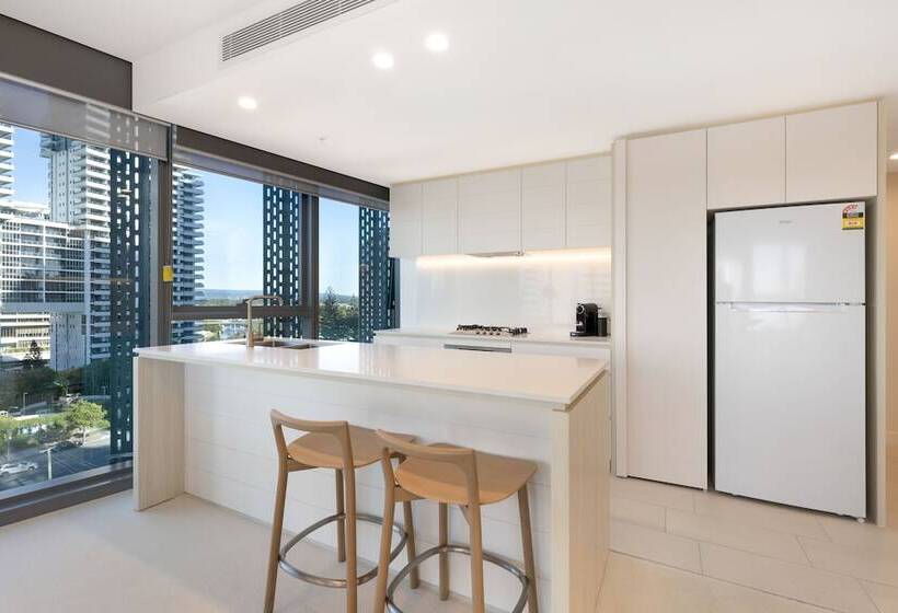 Signature Broadbeach   Gclr