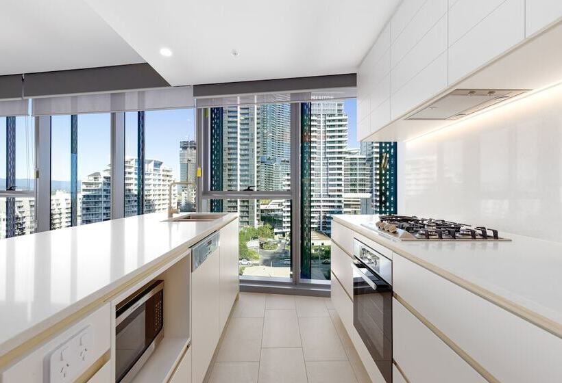 Signature Broadbeach   Gclr