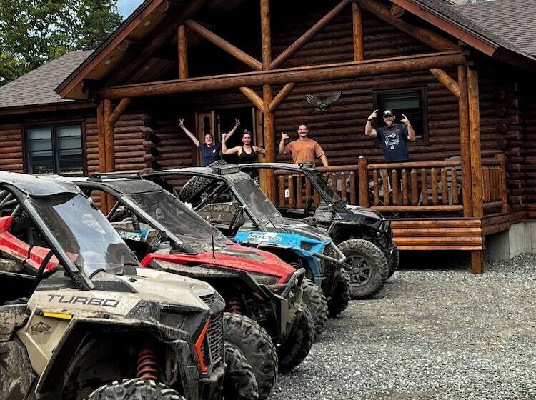 Back Lake Lodges Eagles Nest