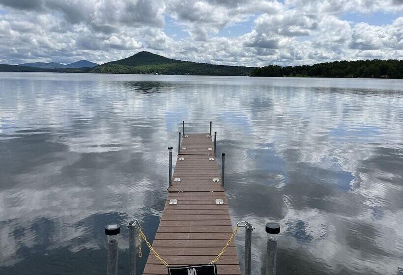 צימר Seymour Lake Lodge