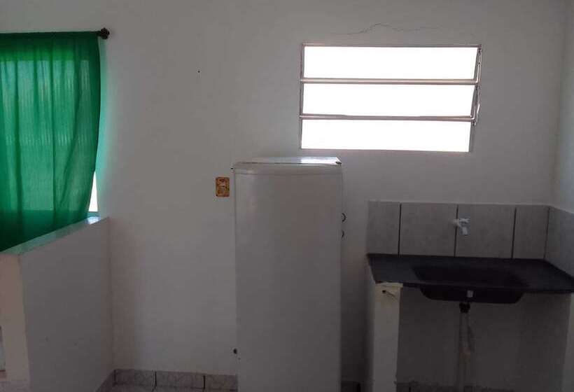פונדק Pousada A Vila Do Pirata
