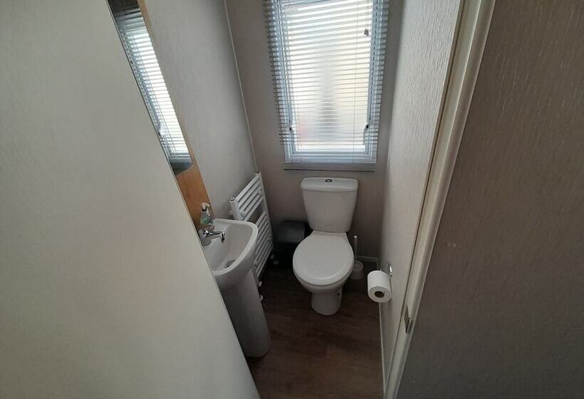 בית מלון כפרי Beautiful 3 Bed Caravan In Walton On The Naze