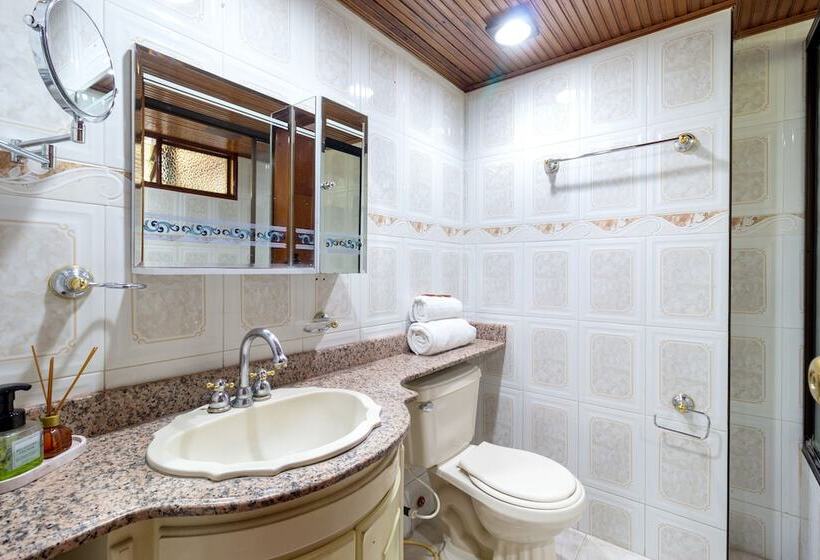 هتل Campestre El Danubio