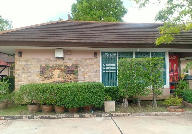 هتل Capital O 75415 Nanthachart Riverview Resort