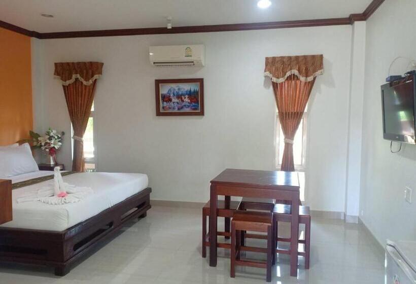 هتل Capital O 75415 Nanthachart Riverview Resort