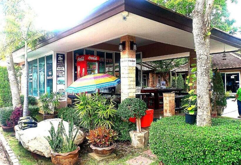 هتل Capital O 75415 Nanthachart Riverview Resort