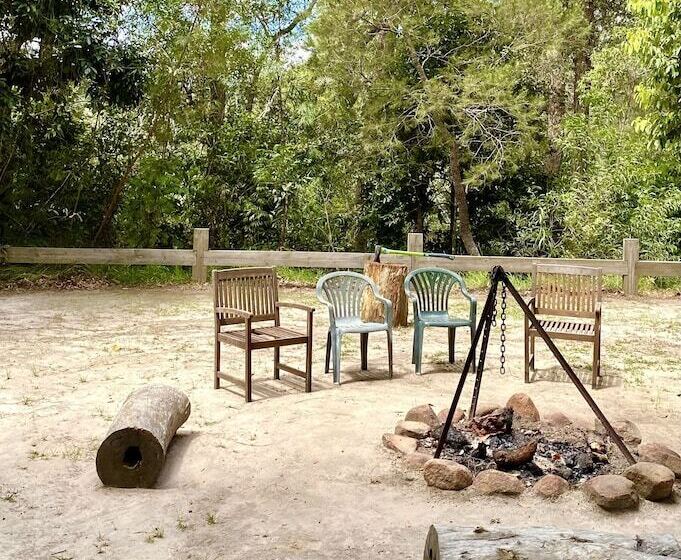 호텔 Ferns Hideaway Resort