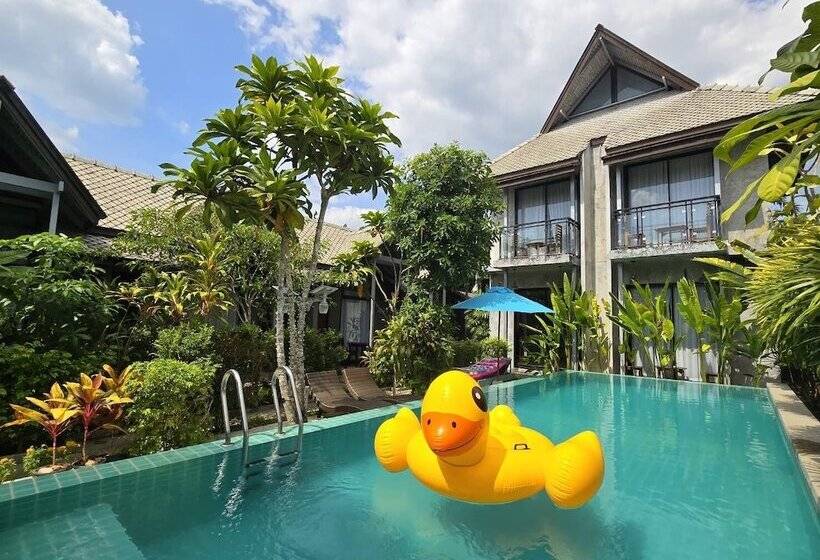 هتل Jr Place At Klong Muang Beach Krabi