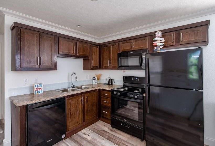 酒店 The River Rue Rv Park