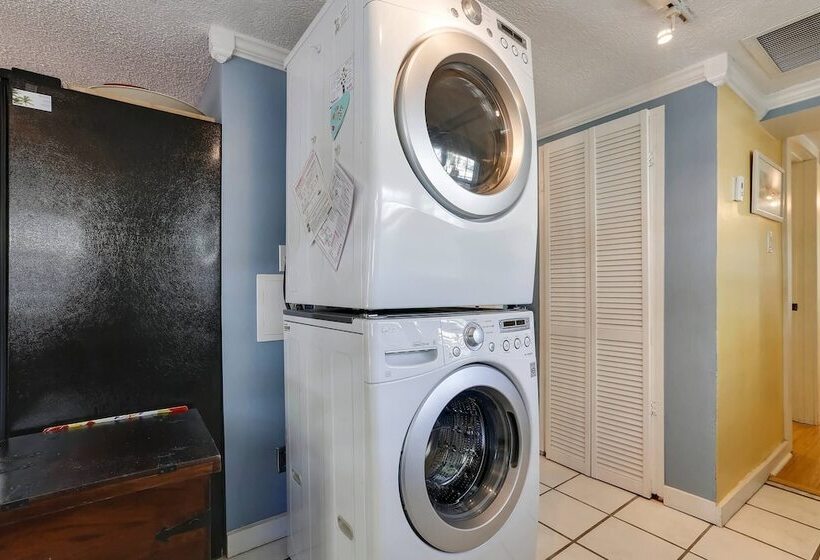 La Casita By Avantstay Steps To Duval Street In Key West! Month Long Stays Only