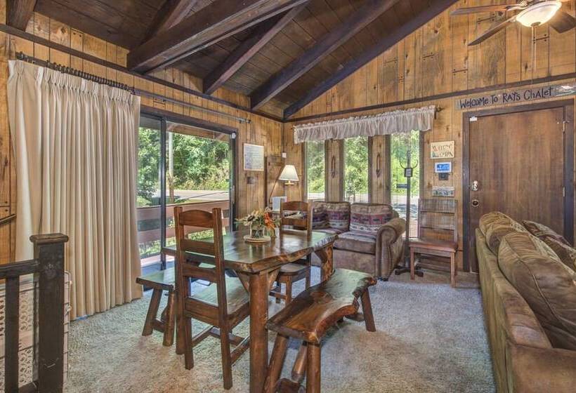 Rays Chalet   Unique And Cozy Riverfront Home!