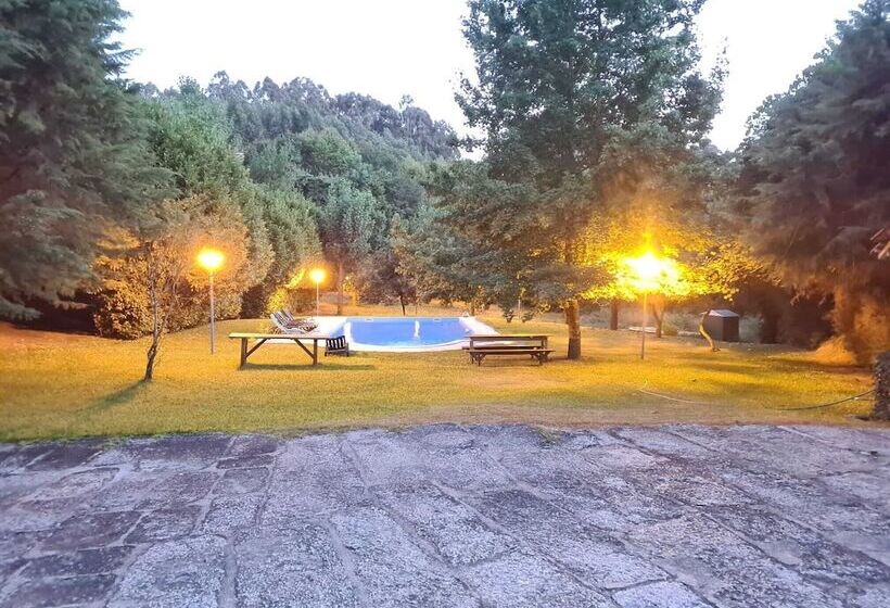 דירת נופש Beautiful 2 Bed House   Marco De Canaveses