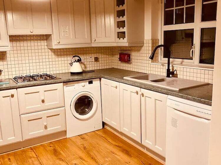 住所  Beautiful 3 Bed House In Londonderry