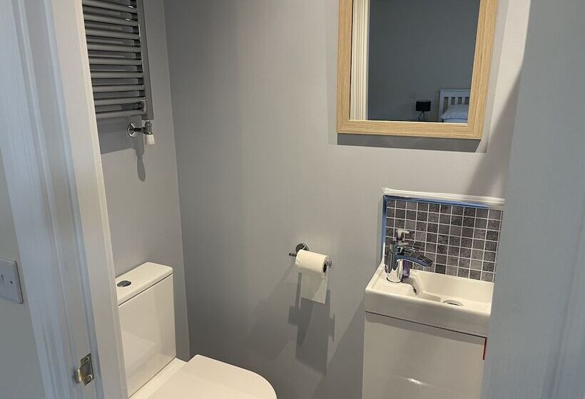 דירת נופש Beautiful 3 Bed House In Sunny Killough Down