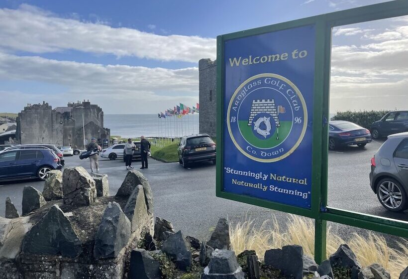 דירת נופש Beautiful 3 Bed House In Sunny Killough Down