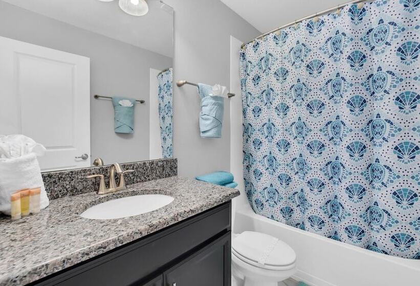 Vibrant Home With Spacious Pool!#6st5504