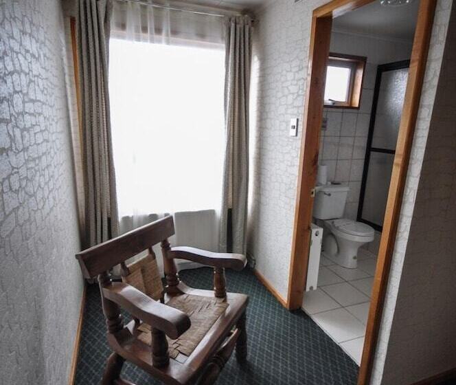 فندق صغير Hostal Los Pinos
