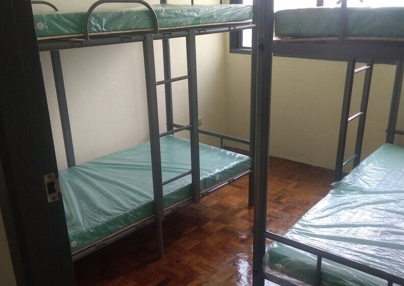 הוסטל Mang Ben Dormitory Pasay
