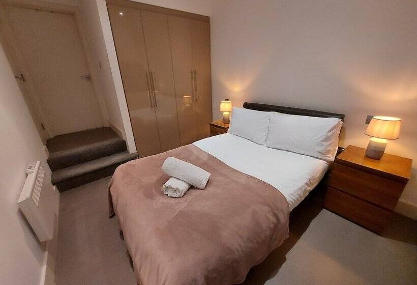 Feel At Home Nottingham